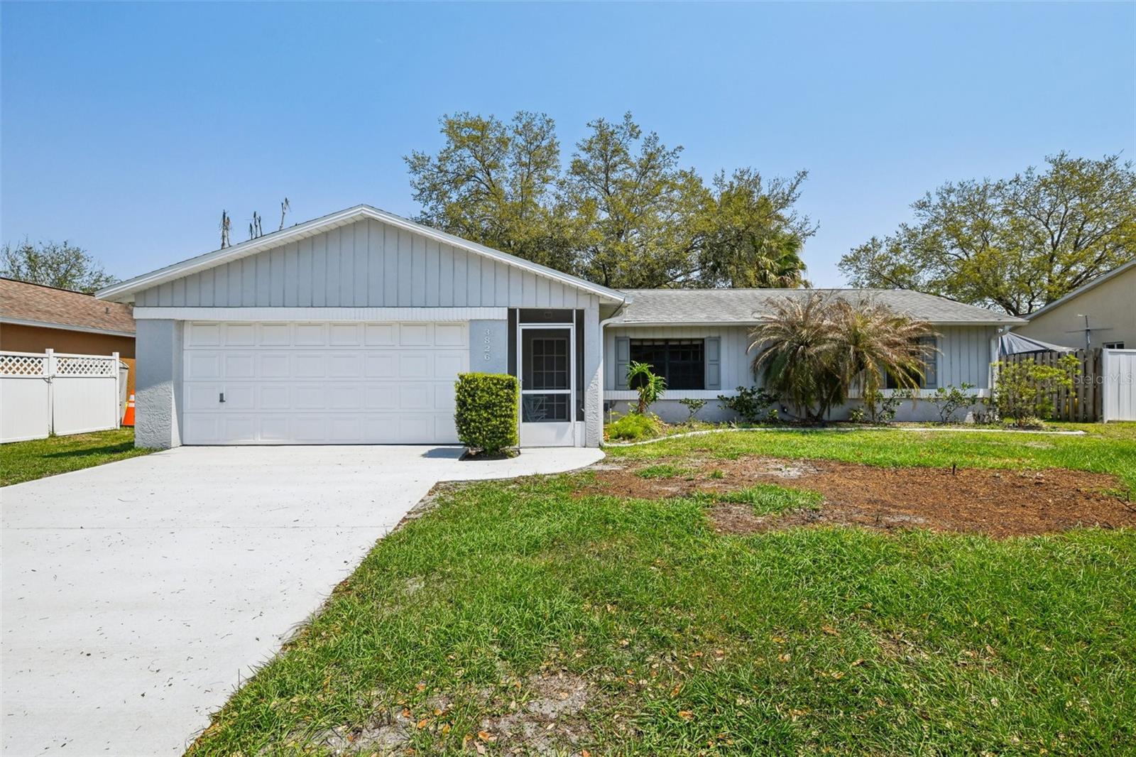 3826 PARAPET DR