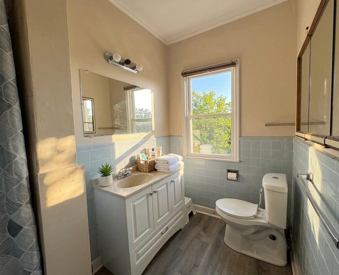 1010 14th Ave Nw Property Photo 5