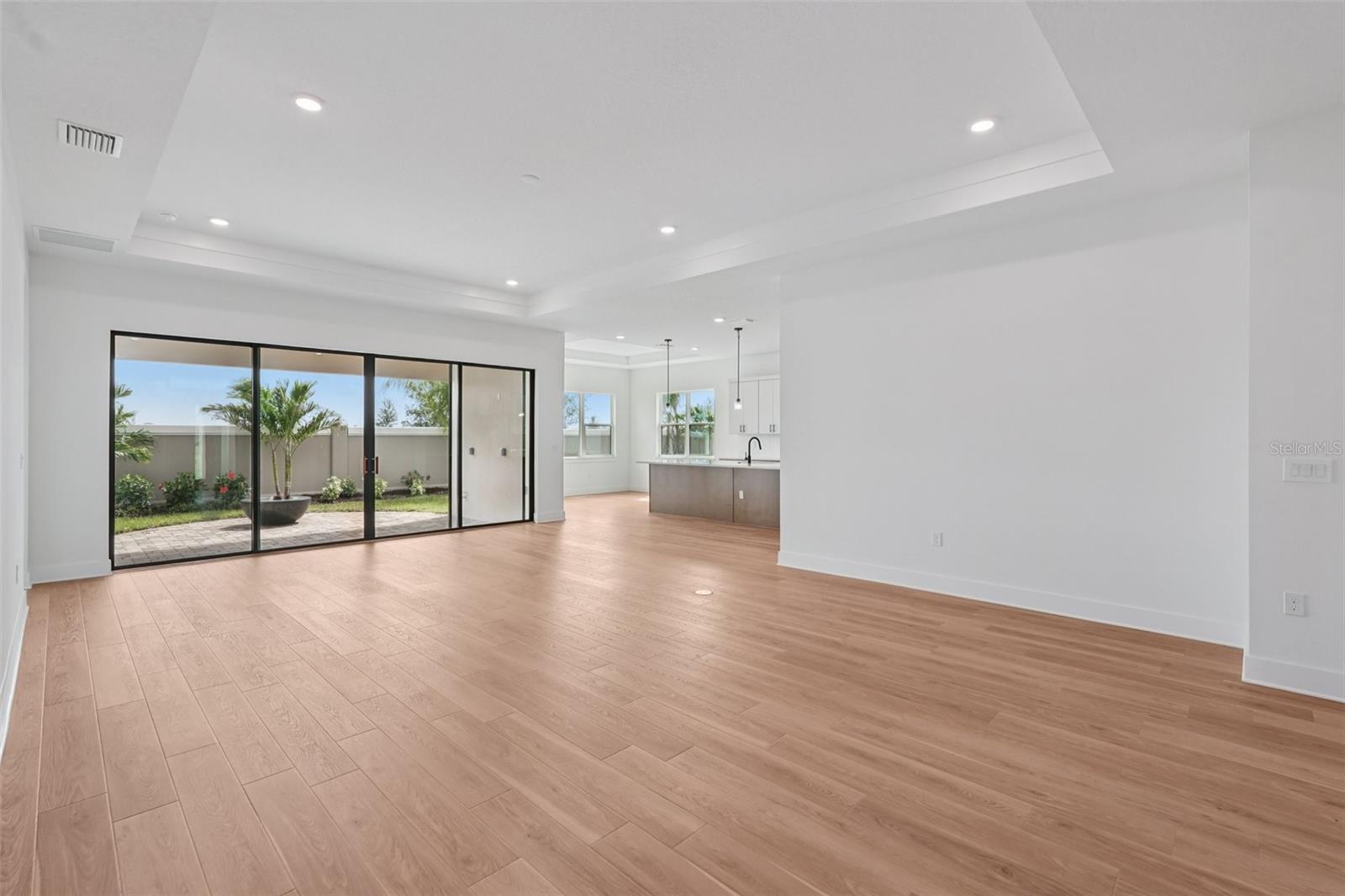 12652 Ivory Tusk Ln Property Photo 6
