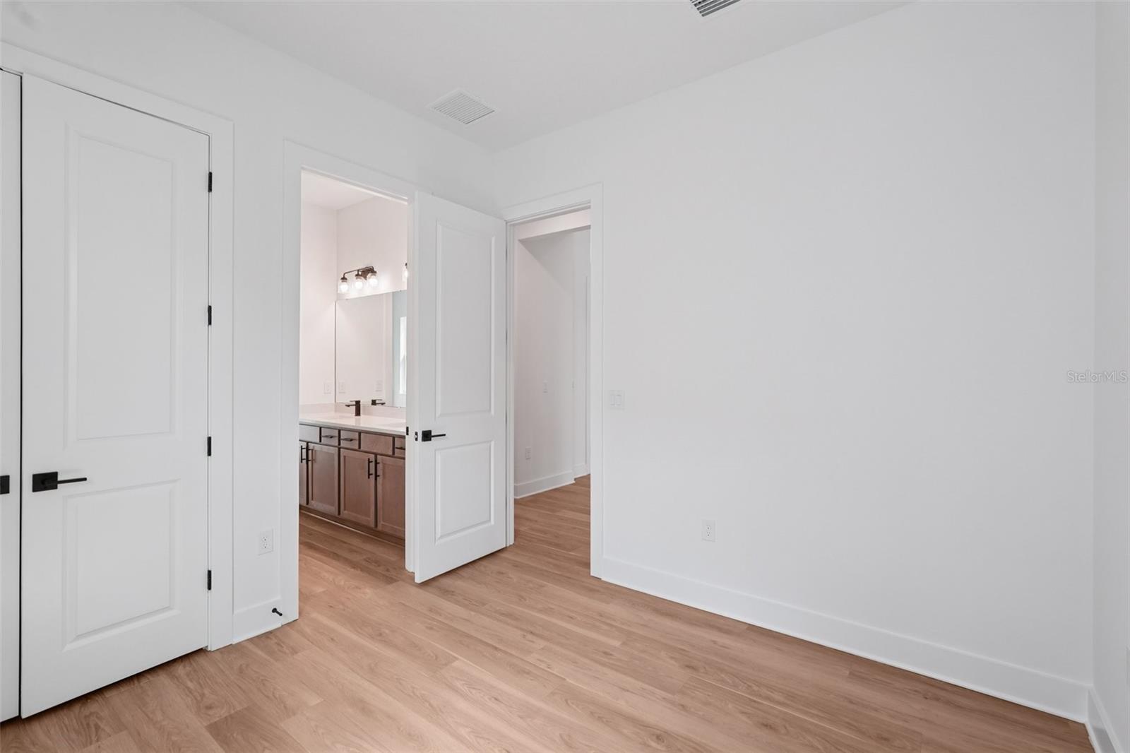 12652 Ivory Tusk Ln Property Photo 16