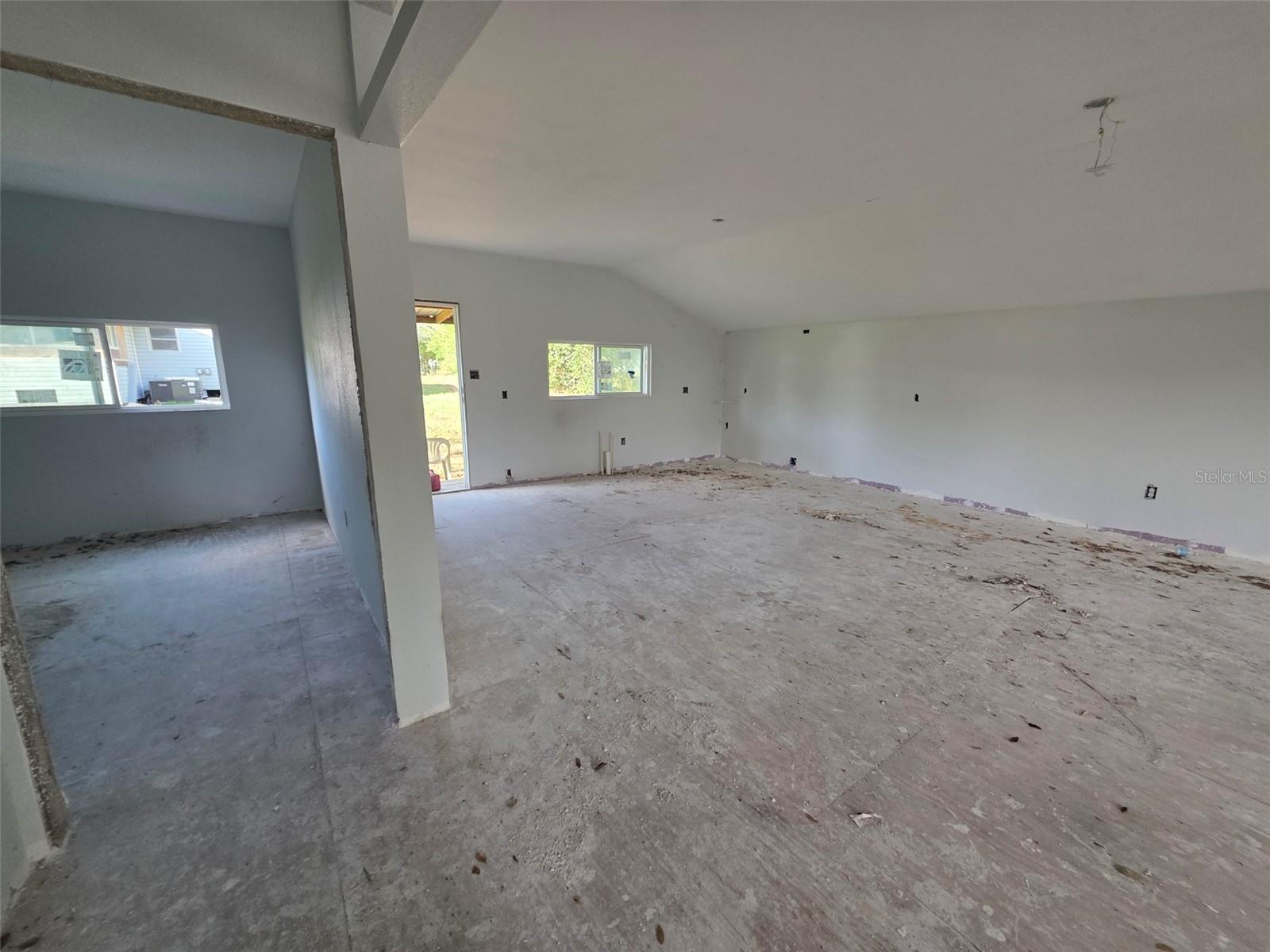 37414 Northside Dr Property Photo 17