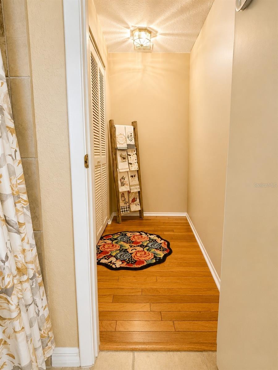 2309 Woodbend Cir Property Photo 10