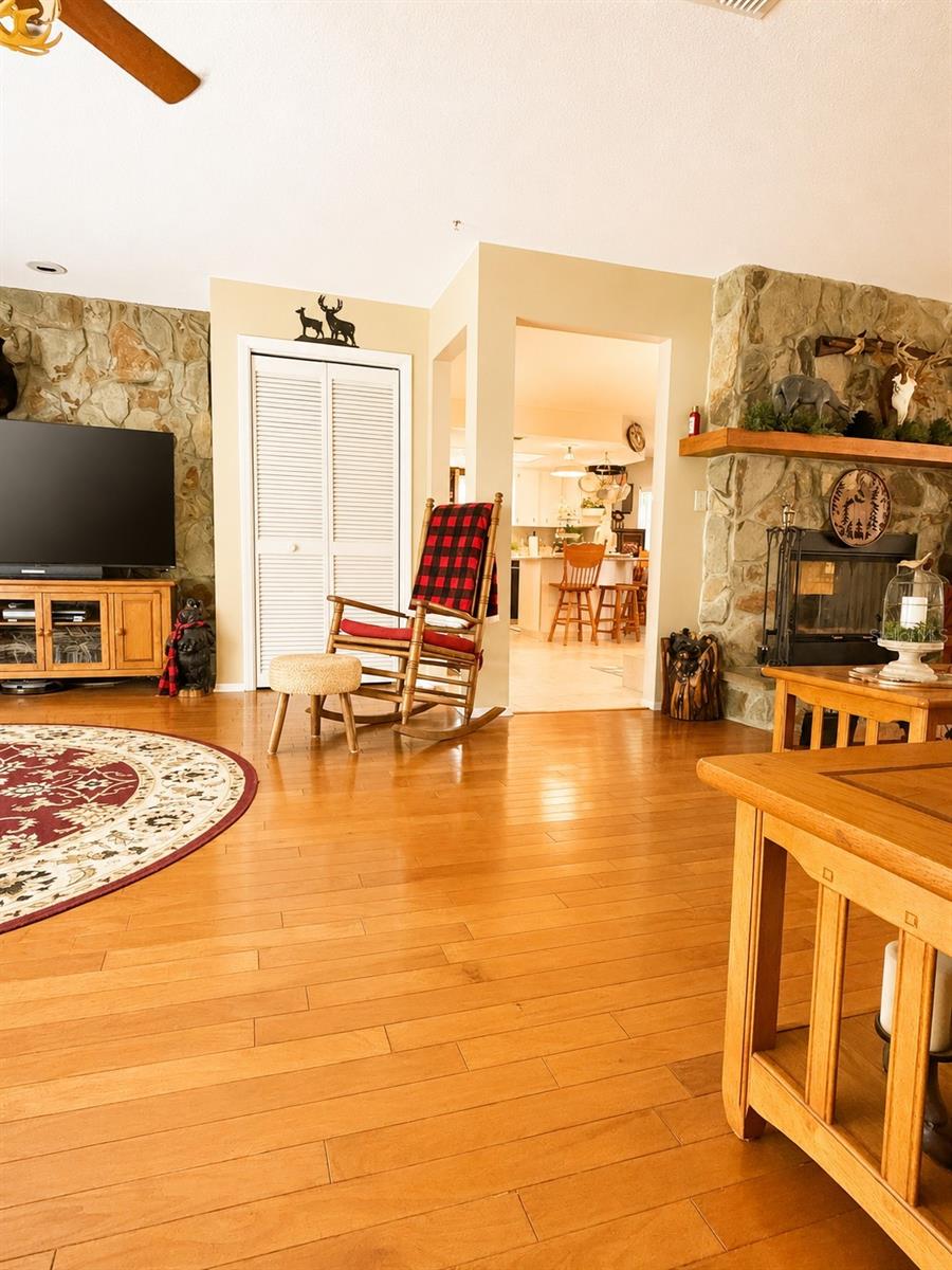 2309 Woodbend Cir Property Photo 11