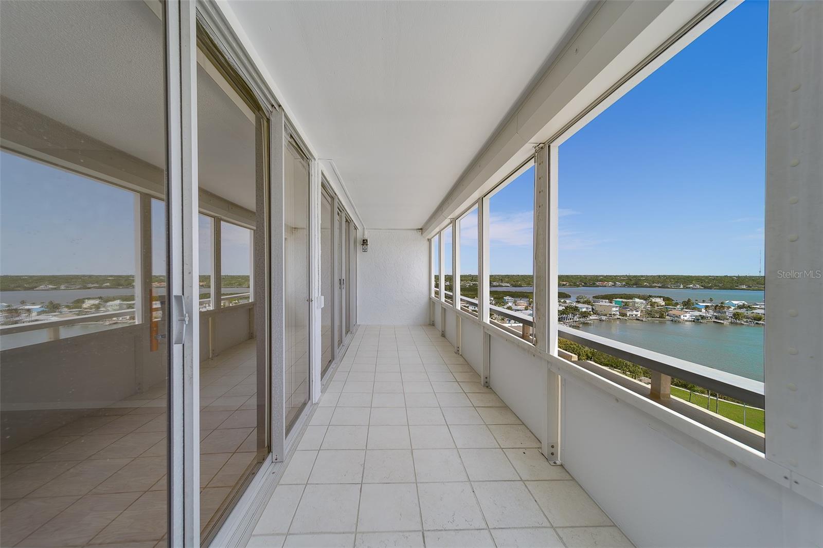17920 Gulf Blvd #1408 Property Photo 25