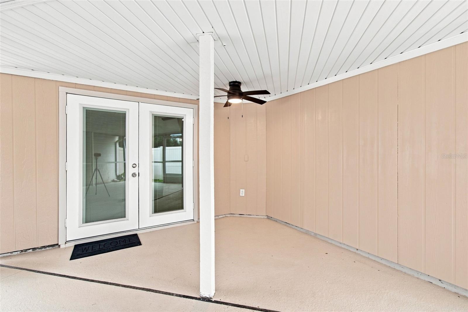 7123 Silvermill Dr Property Photo 53