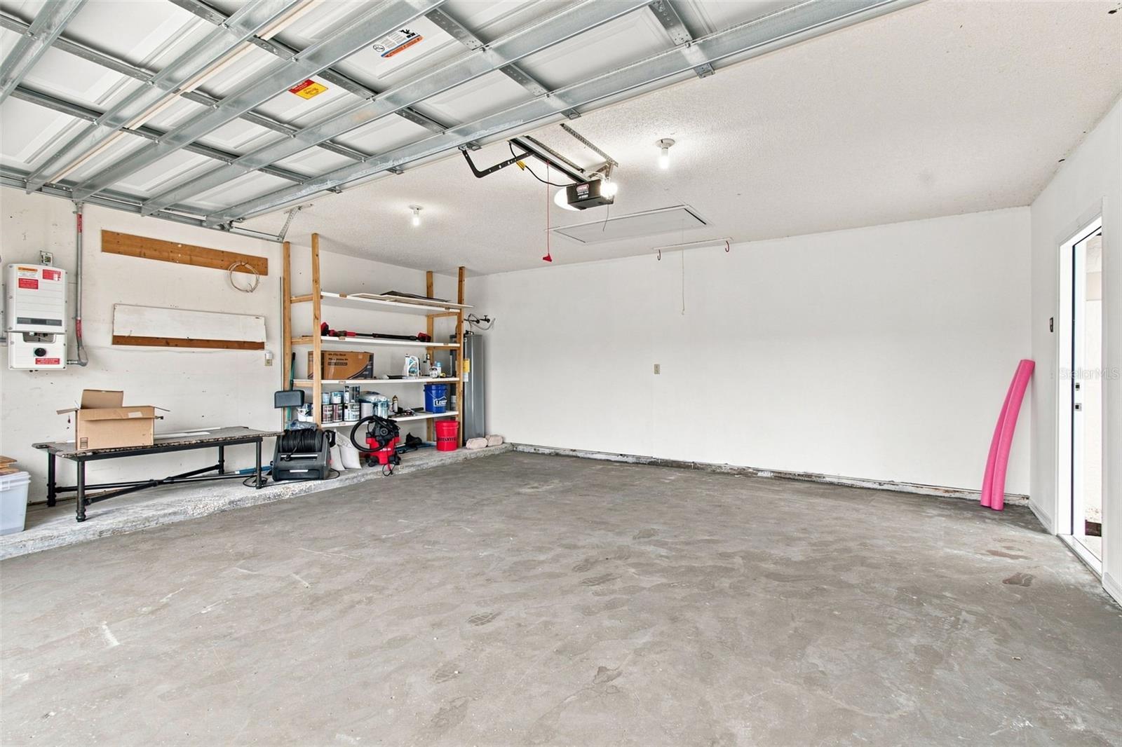 7123 Silvermill Dr Property Photo 61