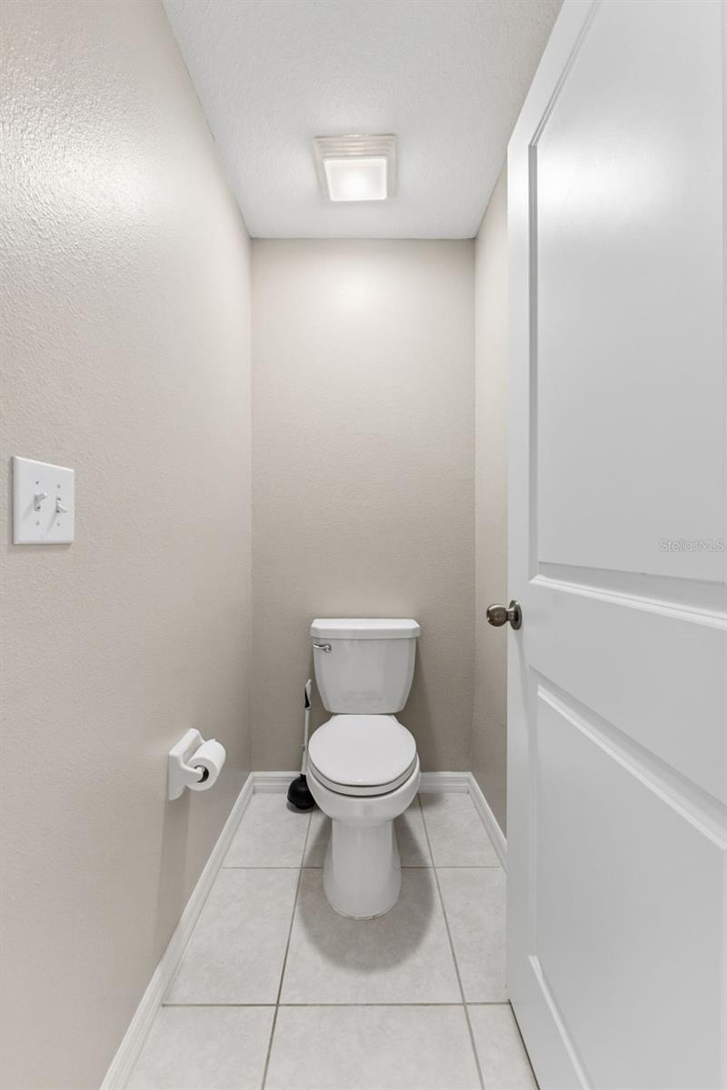 343 Argyll Dr Property Photo 9
