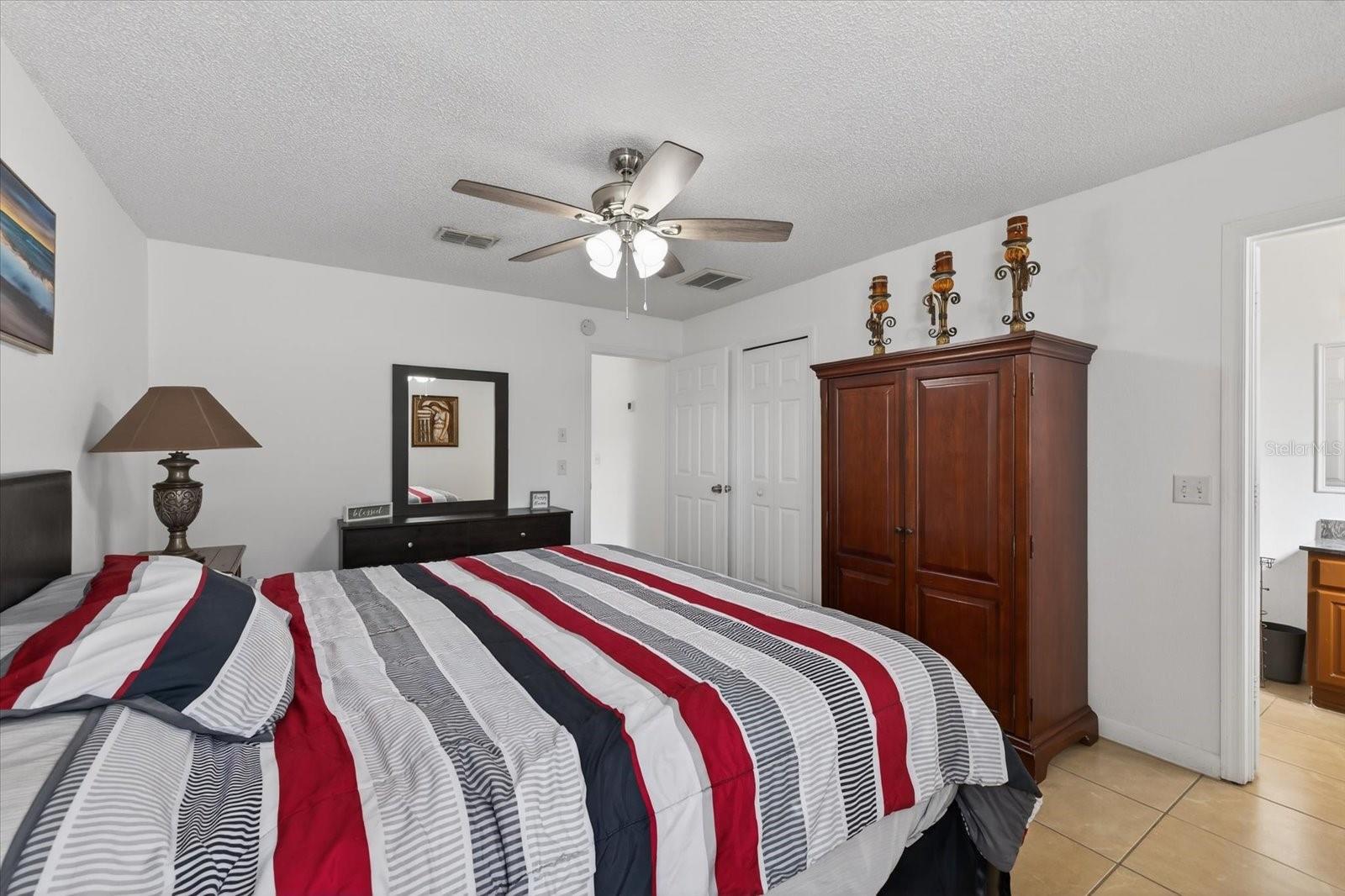 5501 Mariner Blvd Property Photo 27
