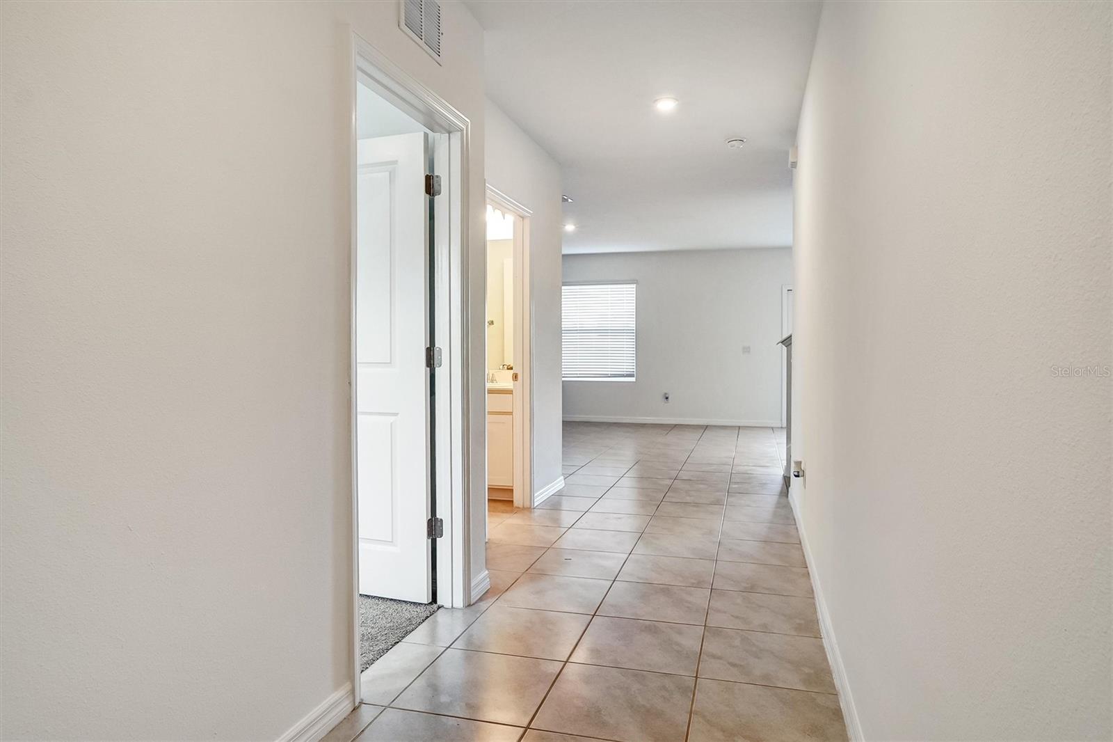 6803 Branham Mill Ct Property Photo 3