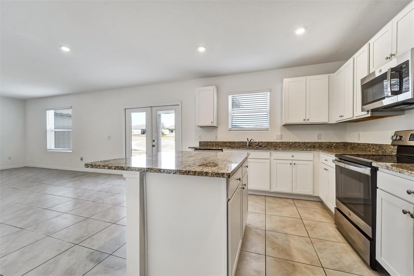6803 Branham Mill Ct Property Photo 7