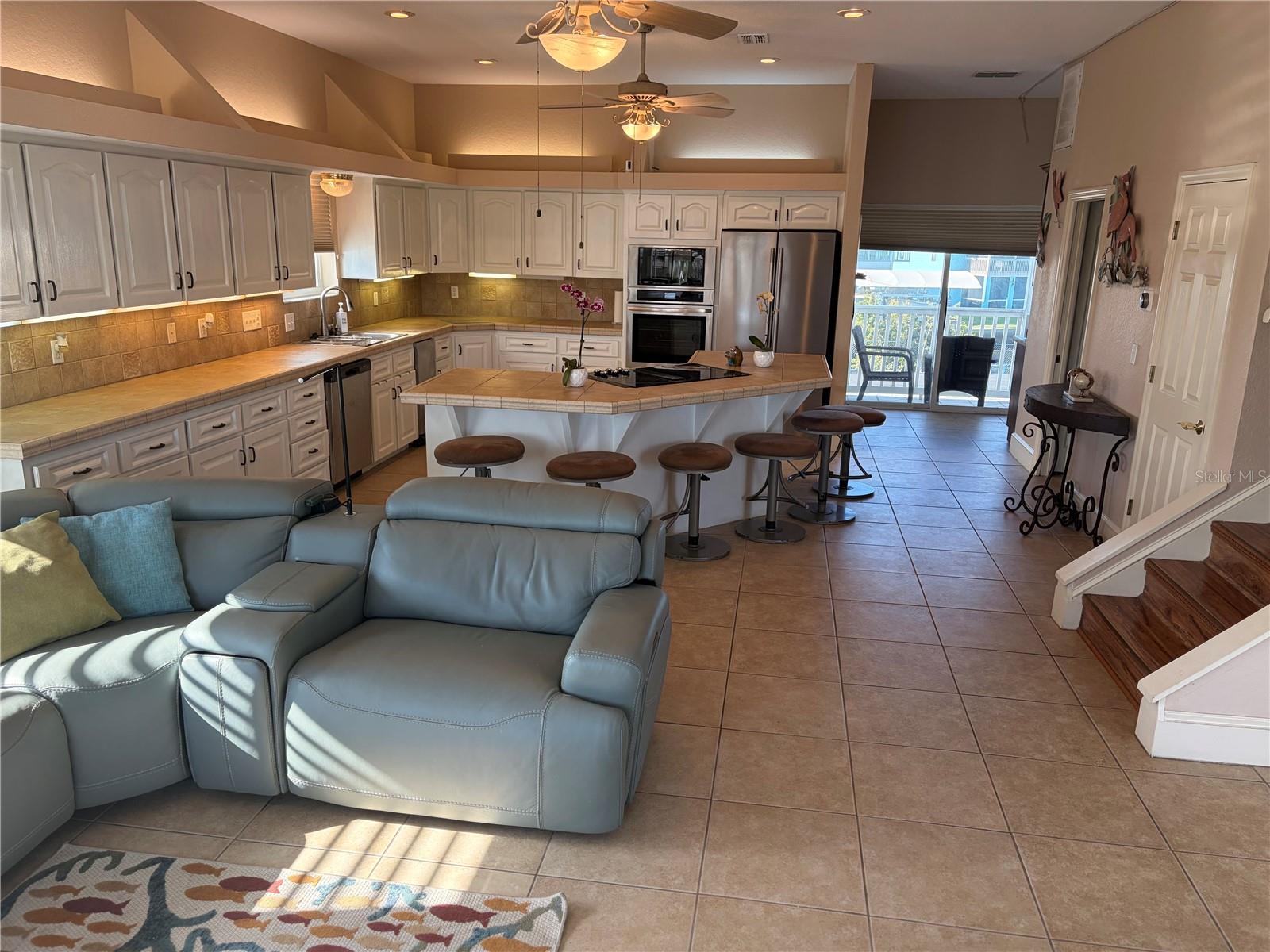 6441 Clark St Property Photo 7