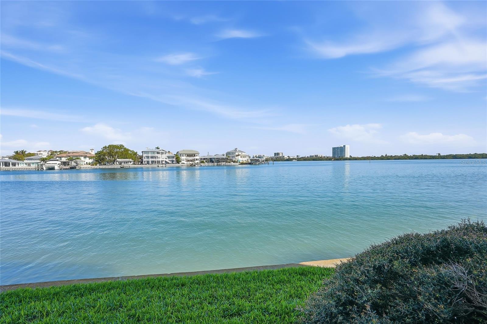 868 BAYWAY BLVD #101