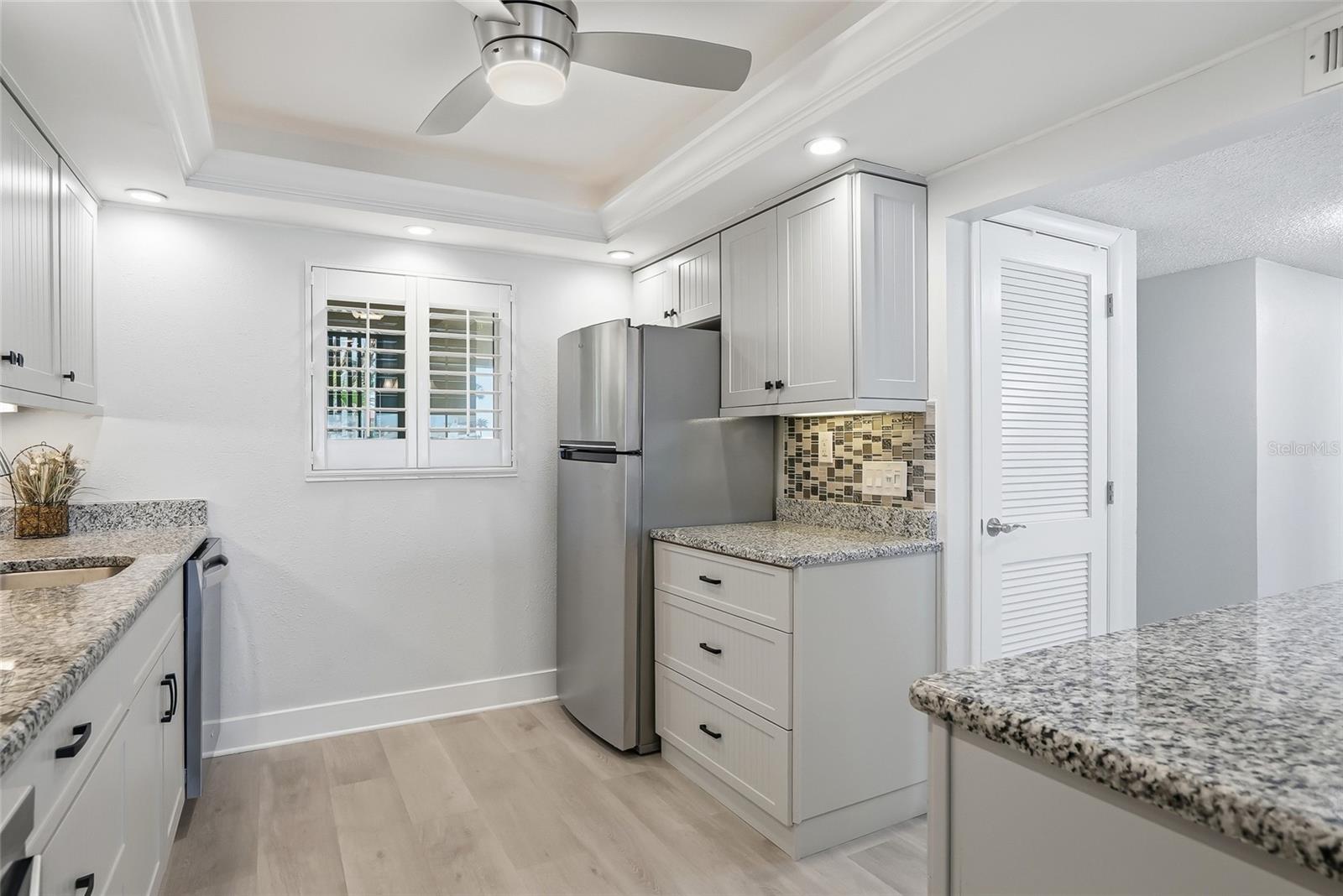 868 Bayway Blvd #101 Property Photo 11