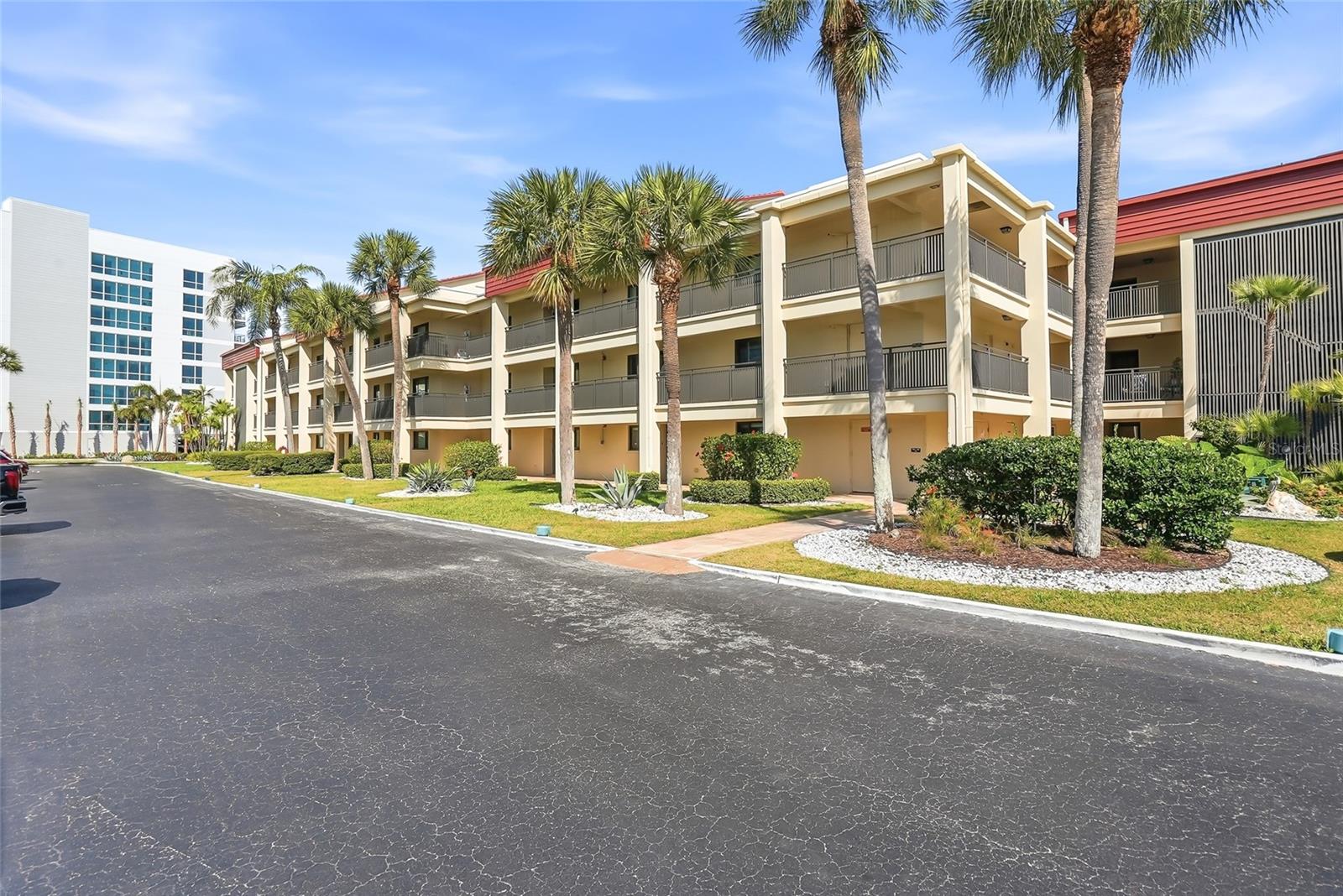 868 Bayway Blvd #101 Property Photo 63