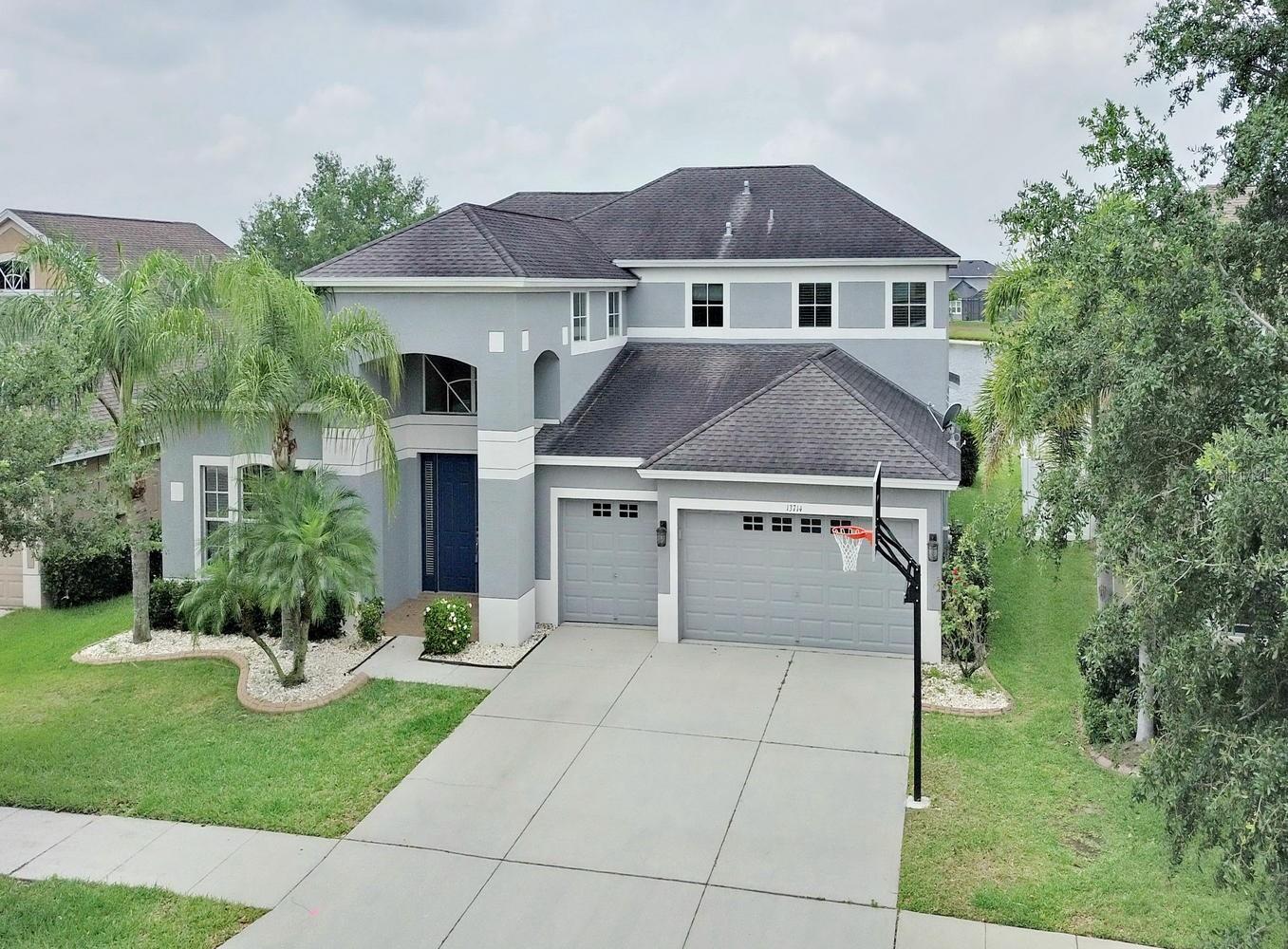 13714 Artesa Bell Dr Property Photo 3