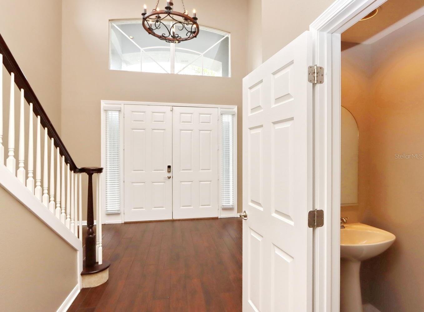 13714 Artesa Bell Dr Property Photo 8