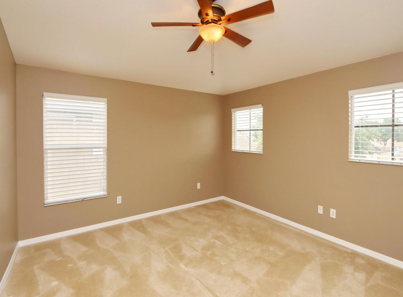 13714 Artesa Bell Dr Property Photo 16