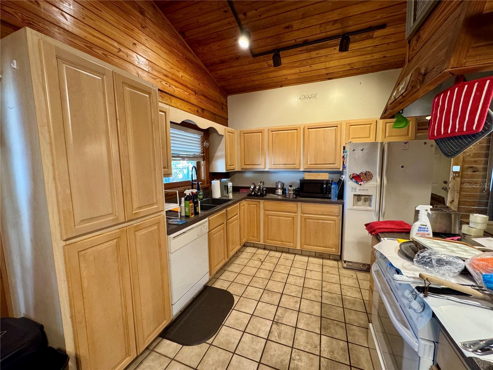 6700 67th Ln N Property Photo 9