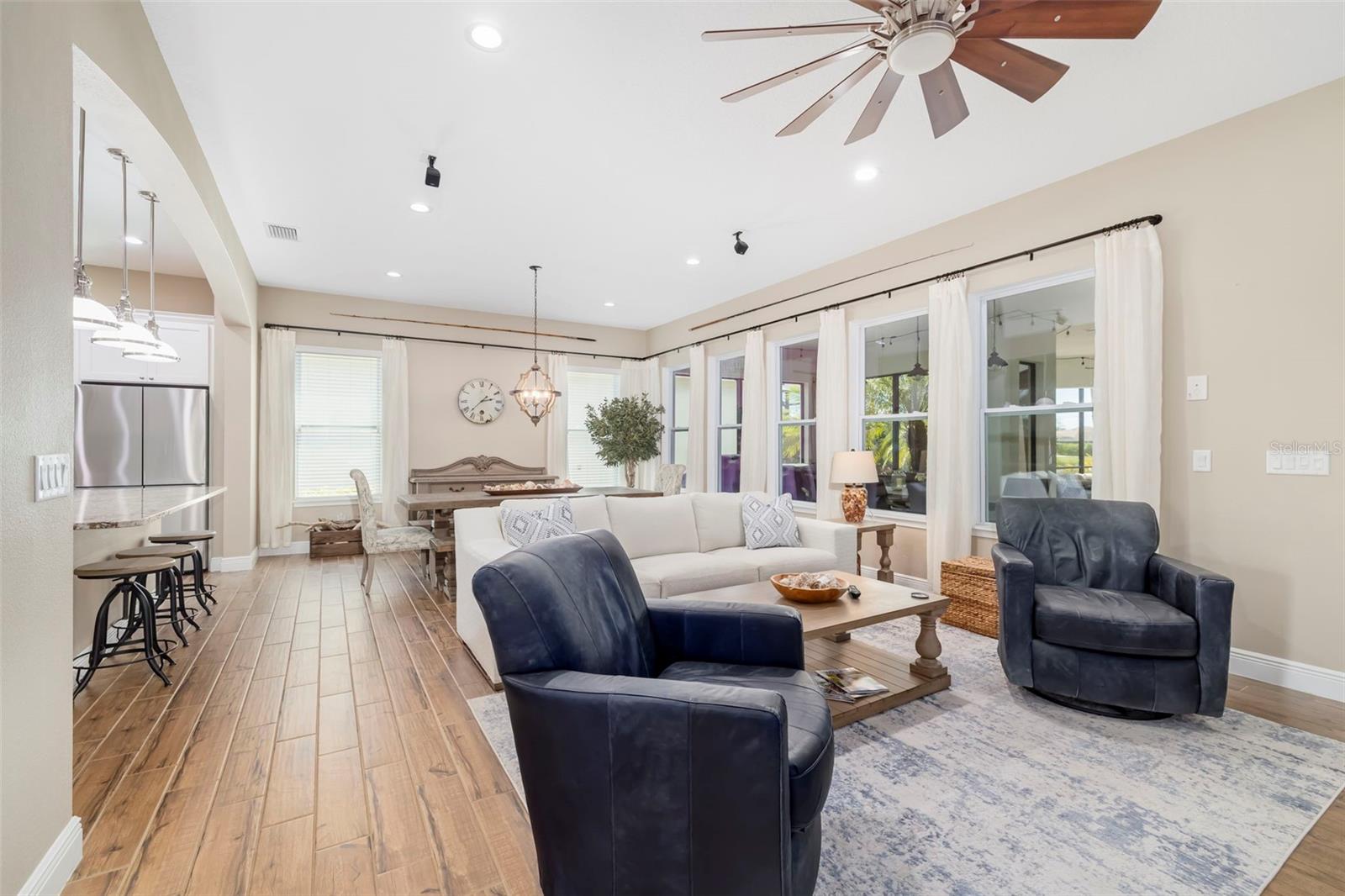 10107 Carnoustie Pl Property Photo 16