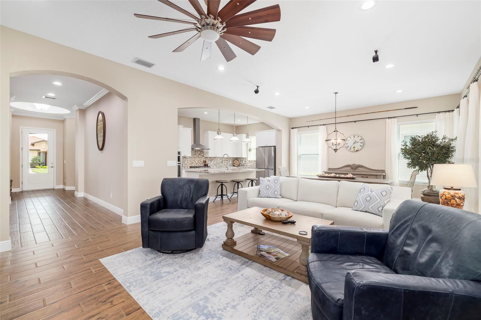 10107 Carnoustie Pl Property Photo 17