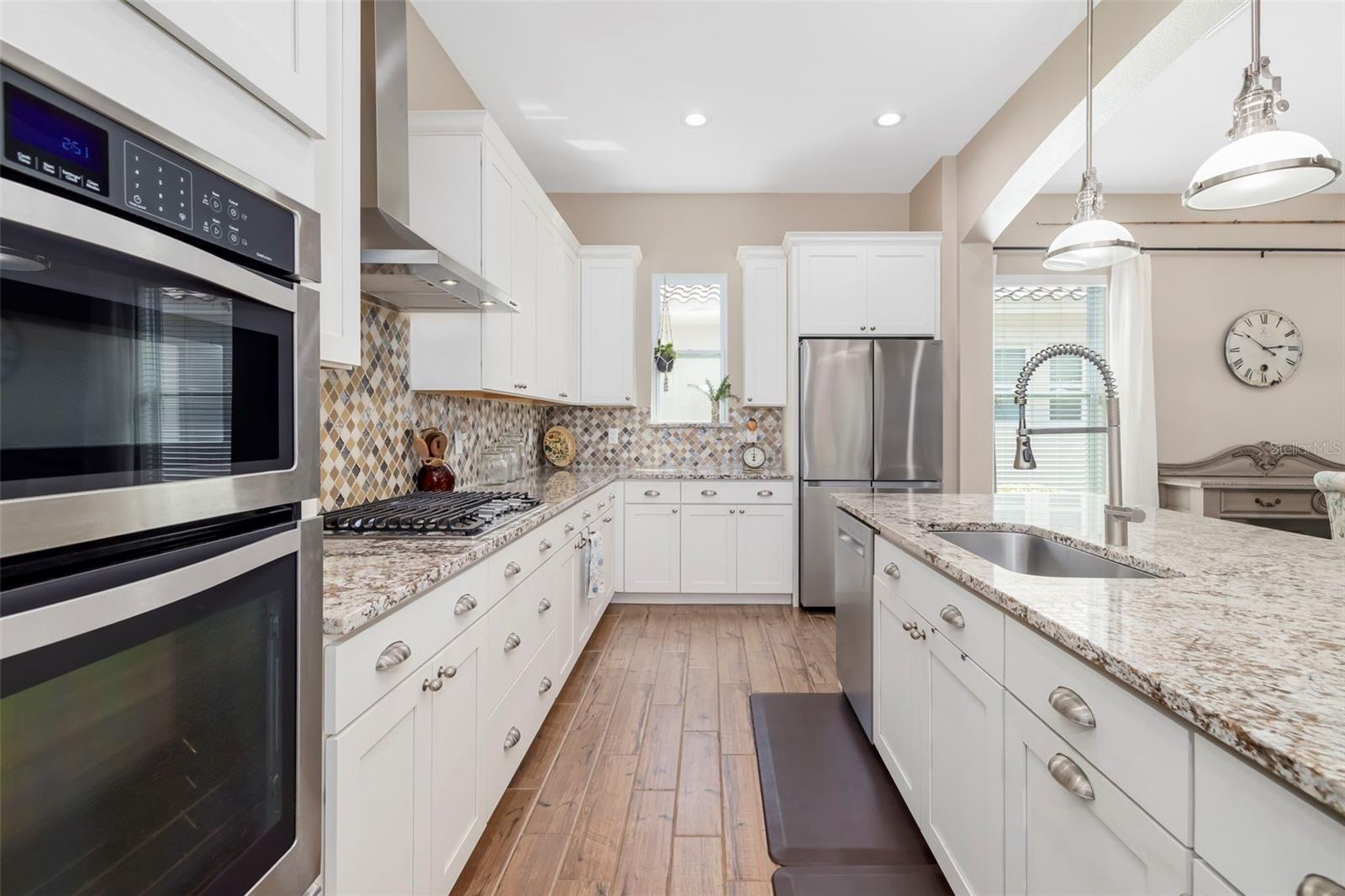10107 Carnoustie Pl Property Photo 22