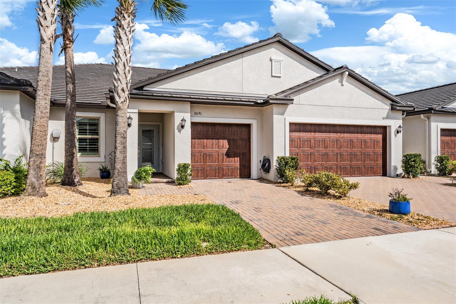 10191 Echo Dock Loop Property Photo 11