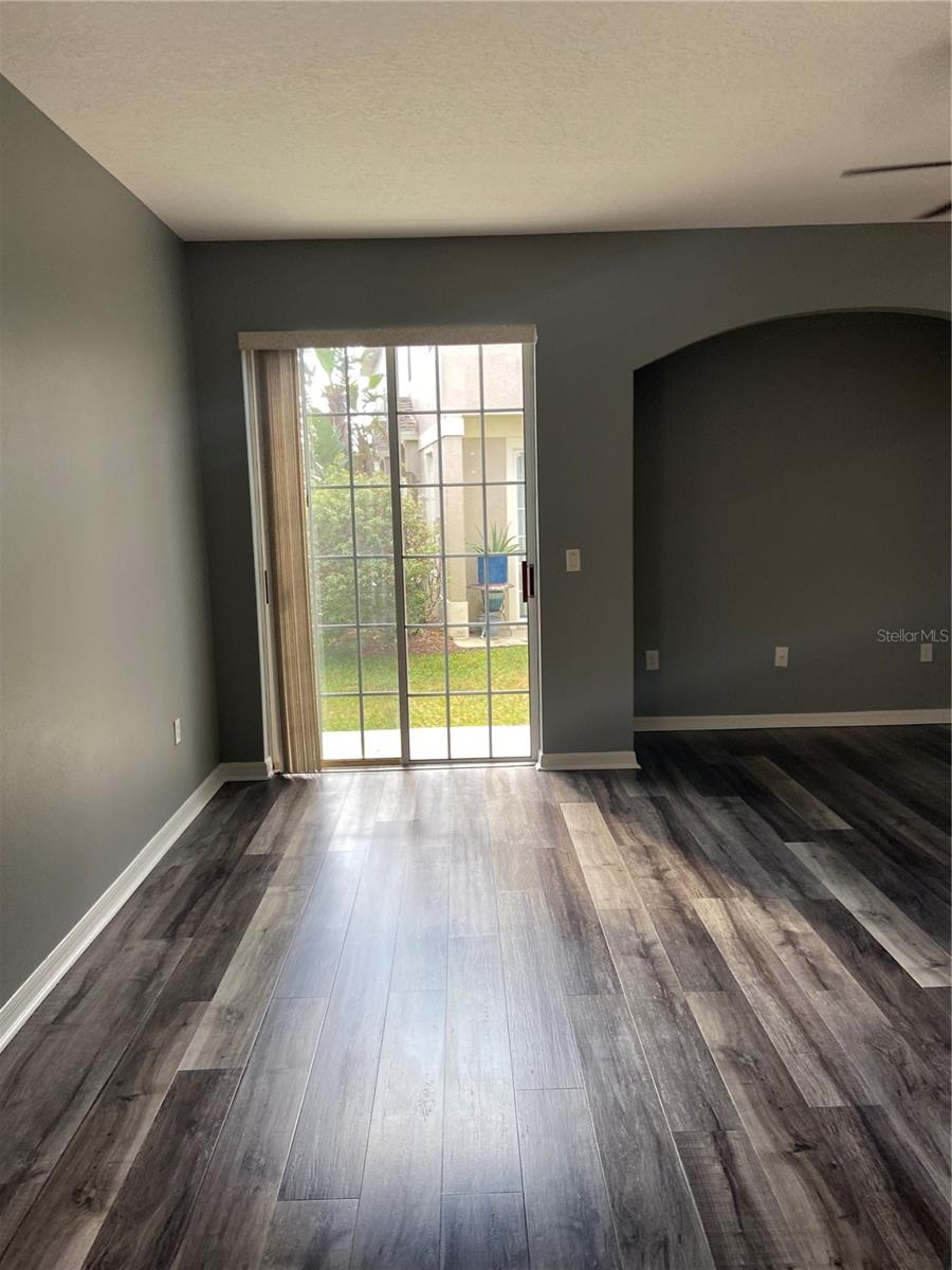 27546 Pleasure Ride Loop Property Photo 5