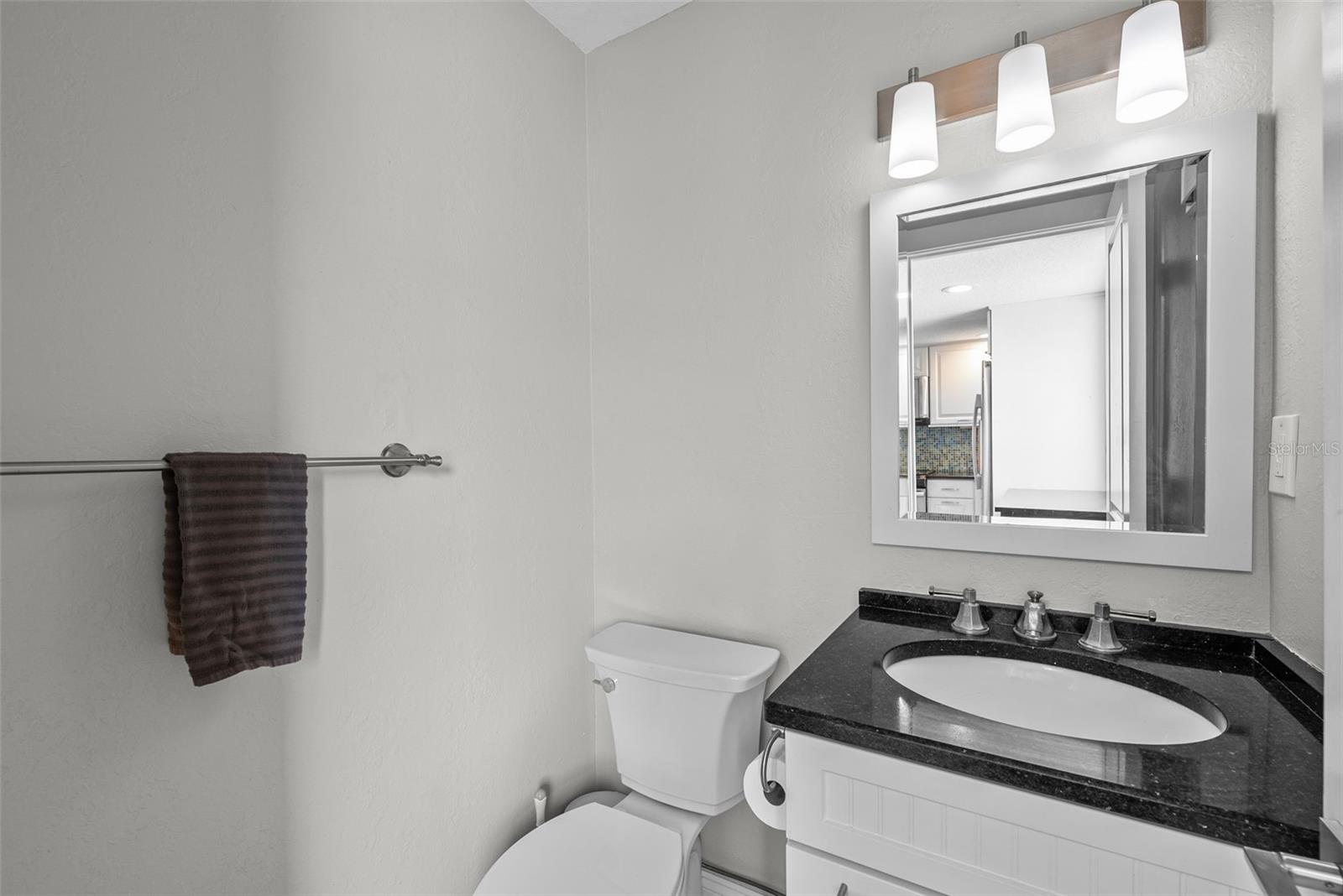 619 2nd St #2 Property Photo 25