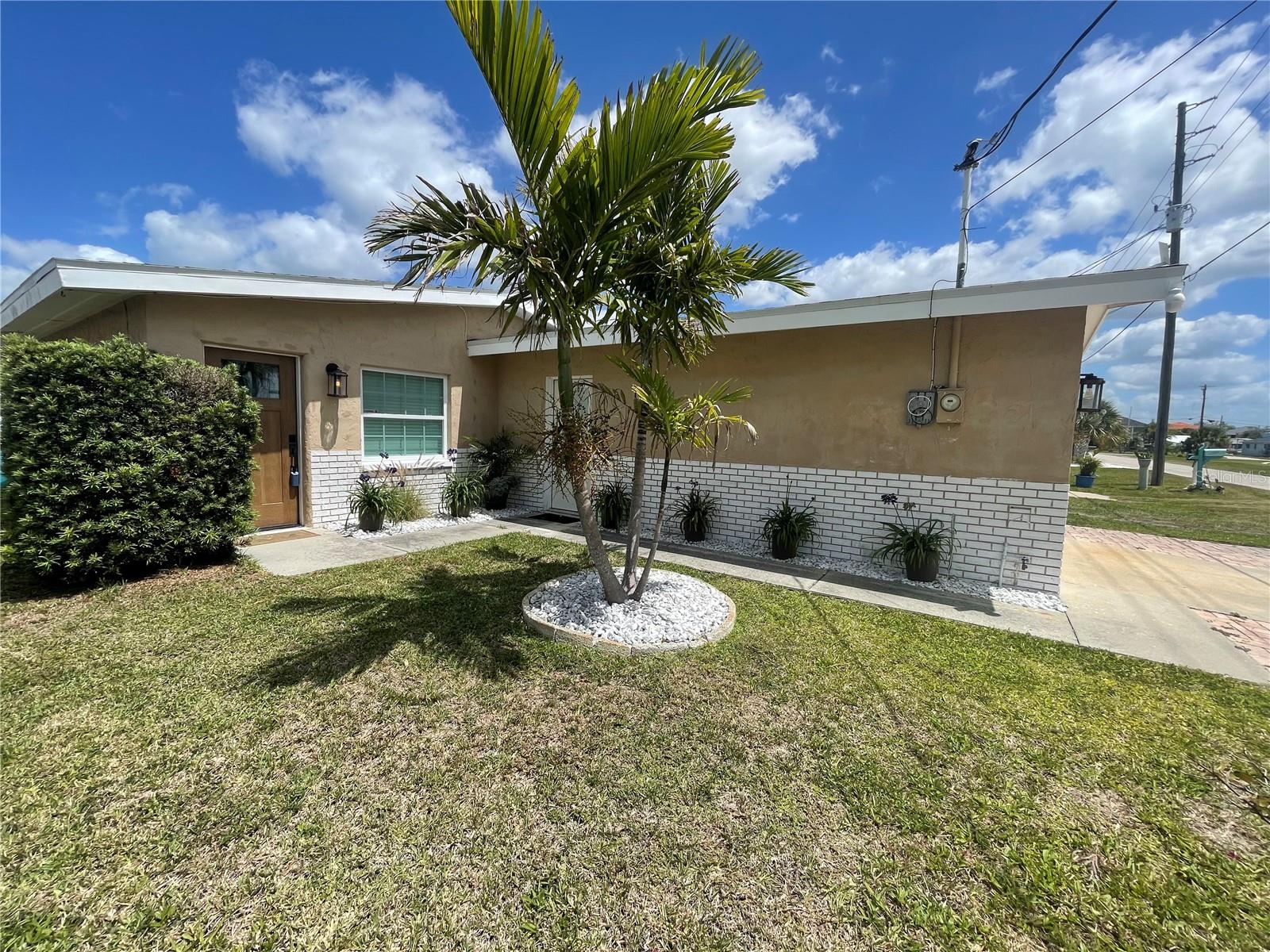 6403 Lonnie Lee Ln Property Photo 1