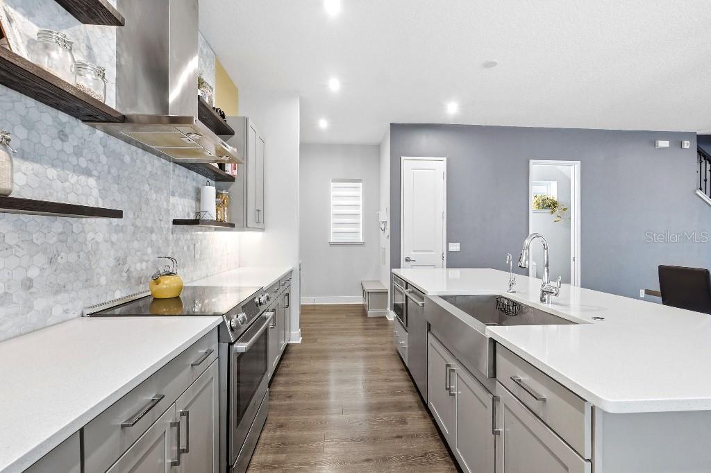 6955 Higgs Aly Property Photo 18