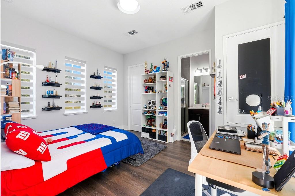 6955 Higgs Aly Property Photo 36