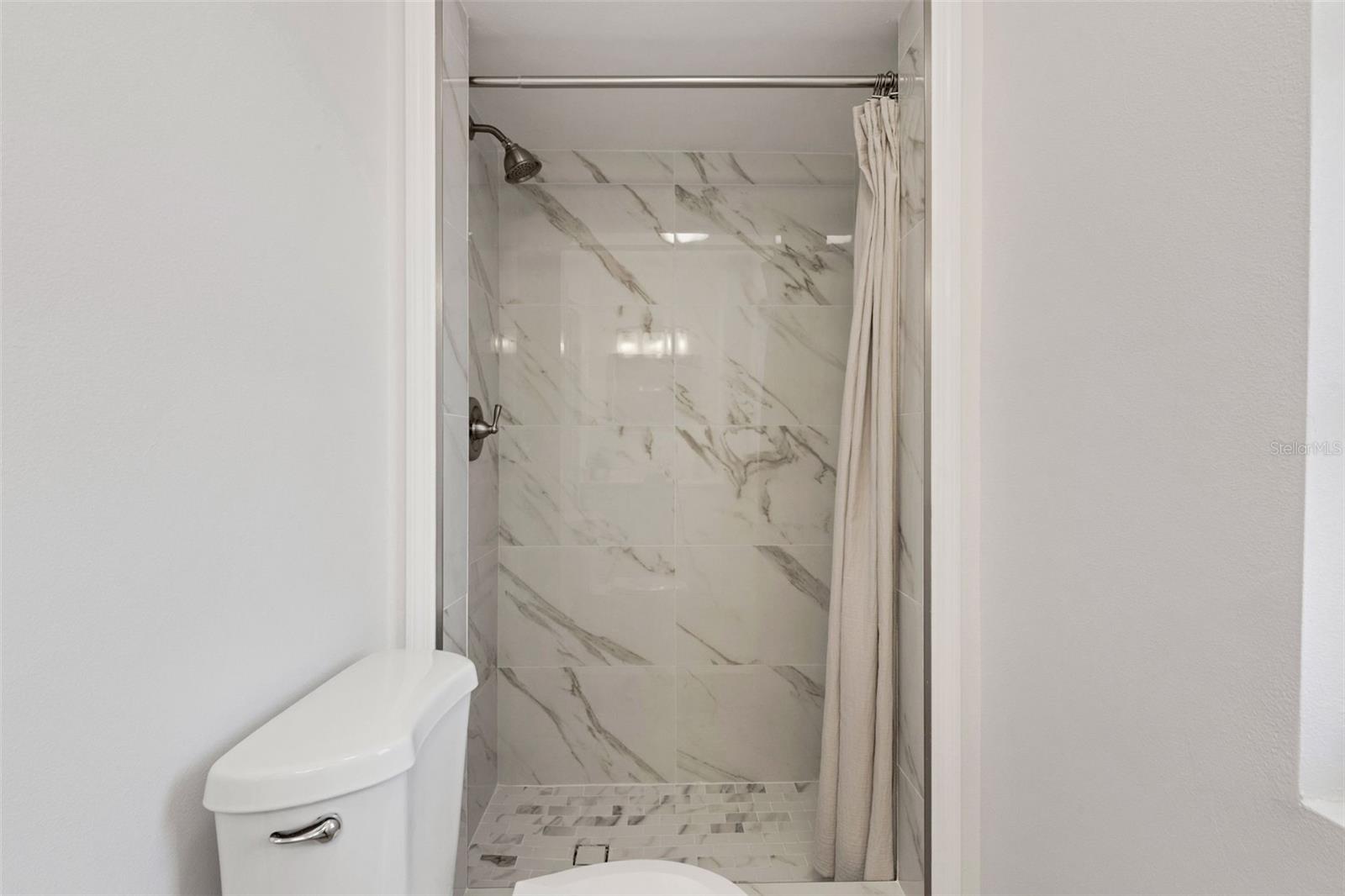 7912 Garden Drive N Property Photo 31
