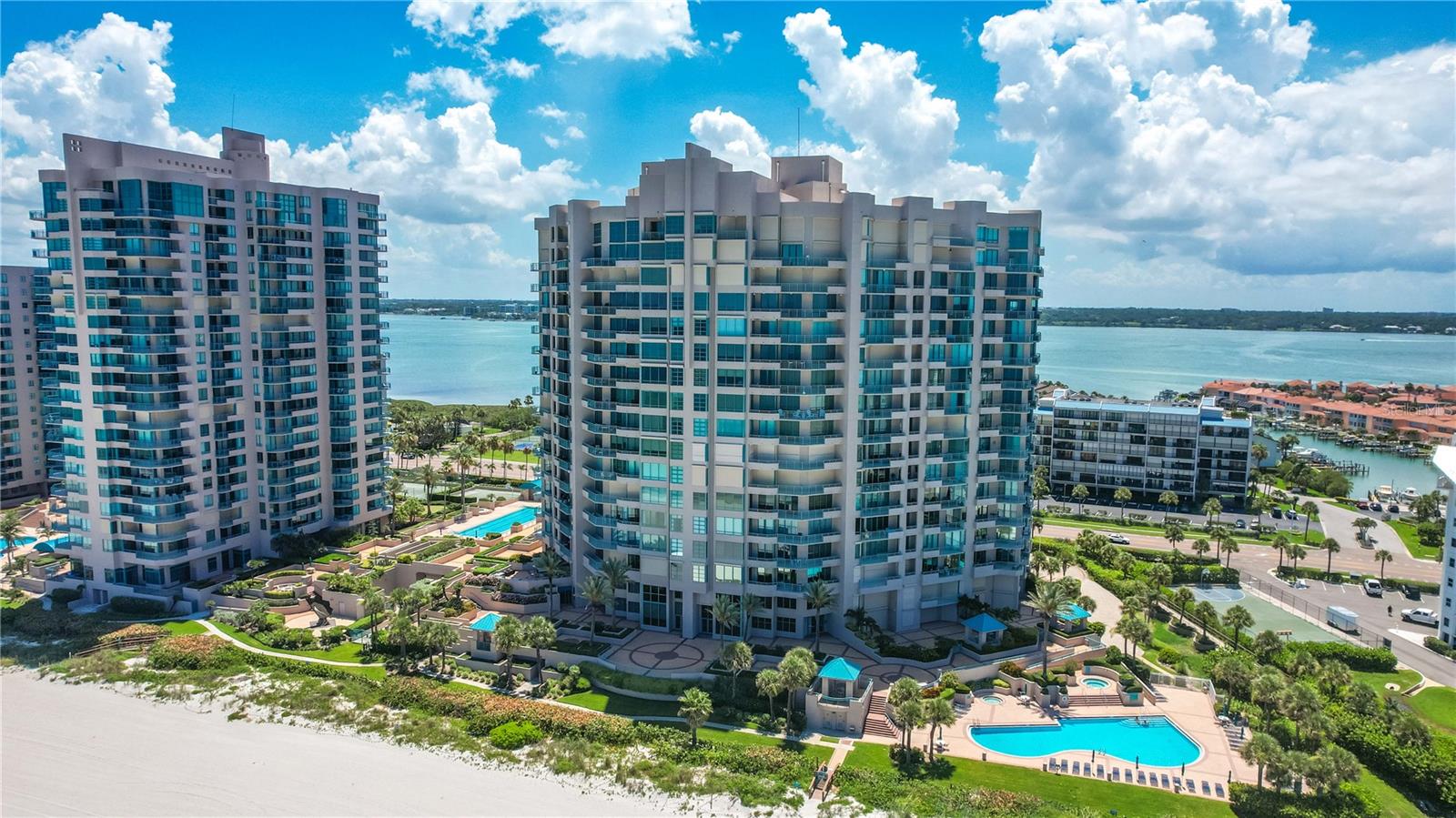1560 GULF BLVD #1607 Property Photo 1