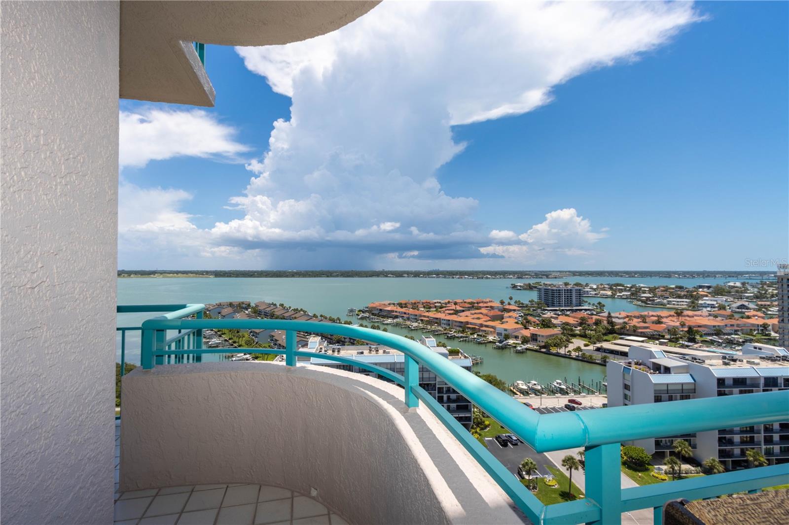 1560 Gulf Blvd #1607 Property Photo 37