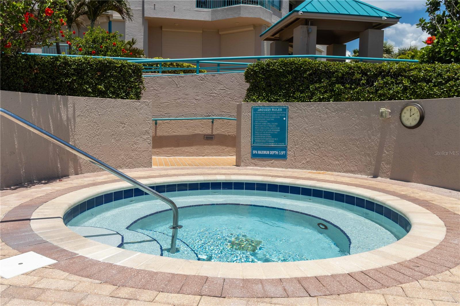 1560 Gulf Blvd #1607 Property Photo 47