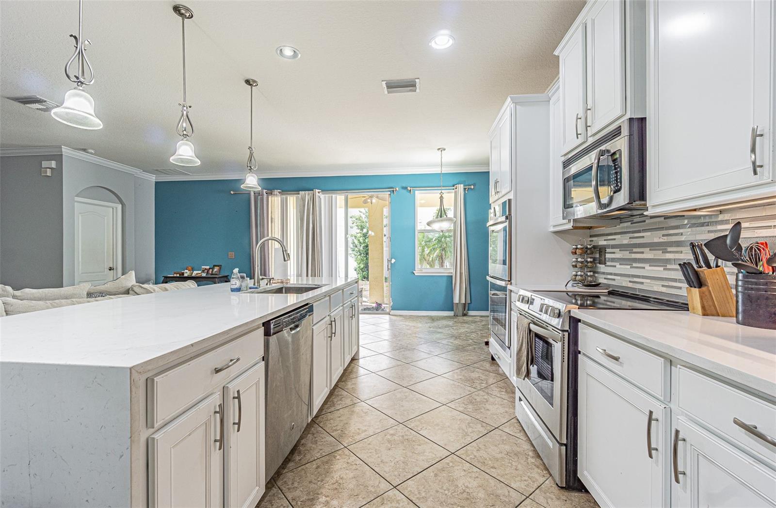 10627 Scenic Hollow Dr Property Photo 11