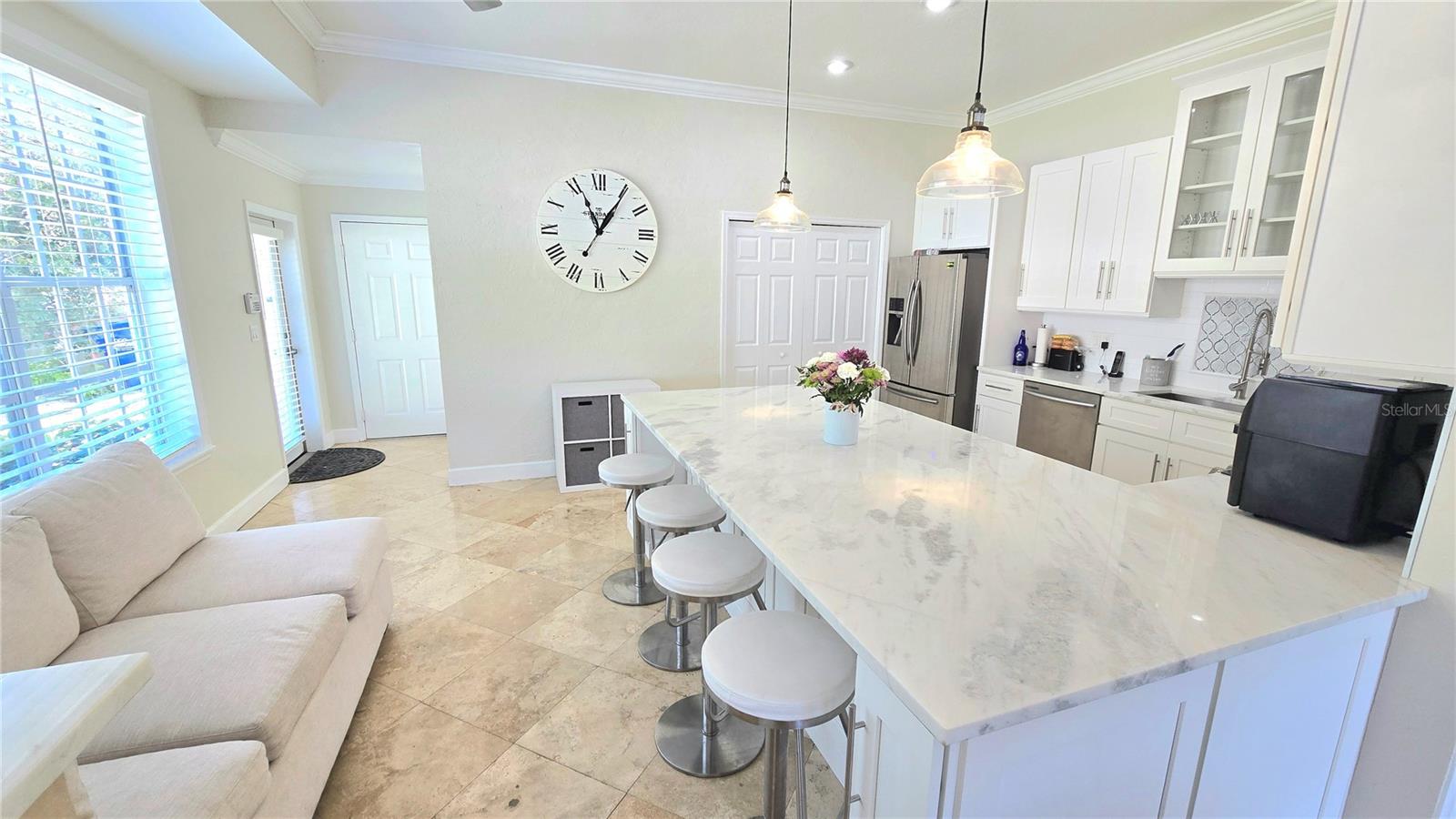 1806 Lago Vista Blvd Property Photo 2