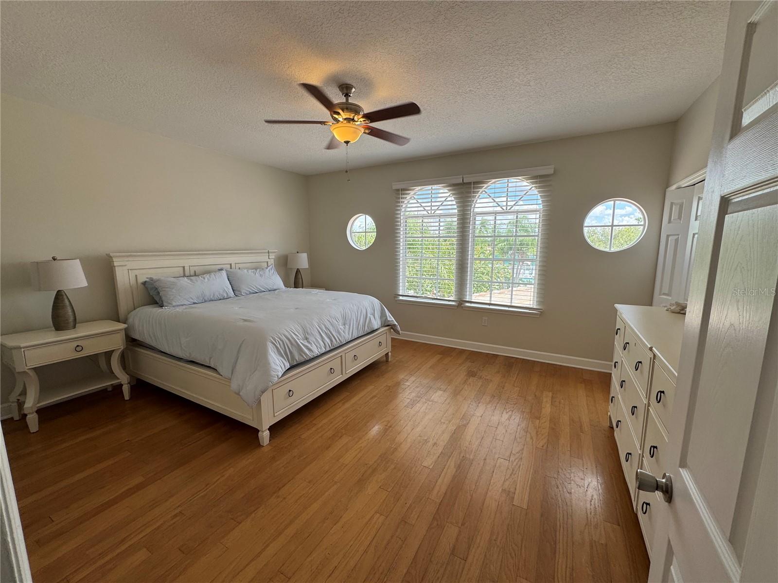 1806 Lago Vista Blvd Property Photo 12