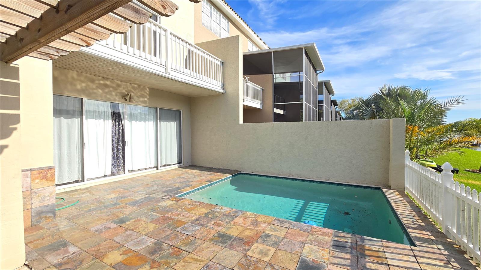 1806 Lago Vista Blvd Property Photo 21