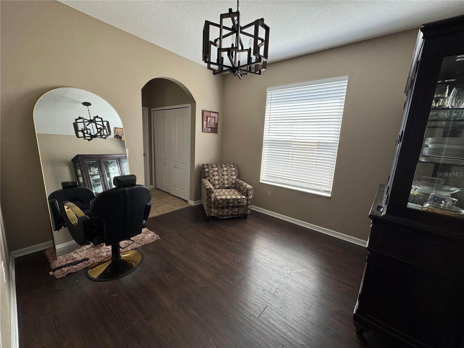 435 Stone Briar Dr Property Photo 8