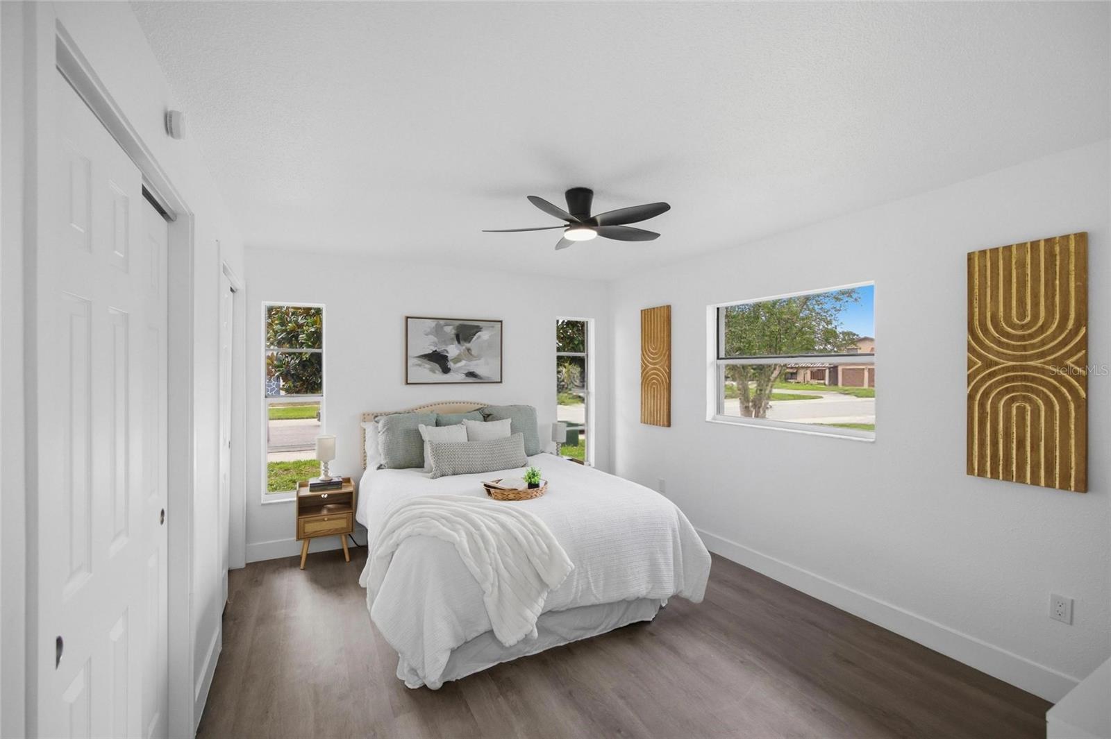 1811 Driftwood Cir S Property Photo 23