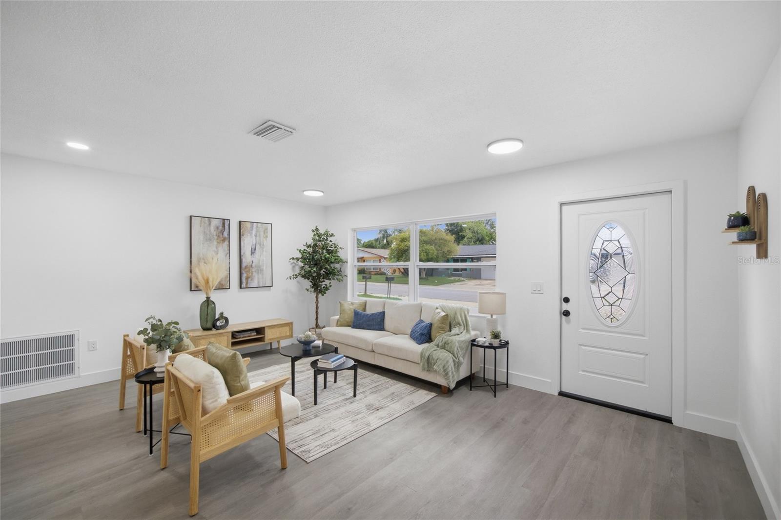 1811 Driftwood Cir S Property Photo 24