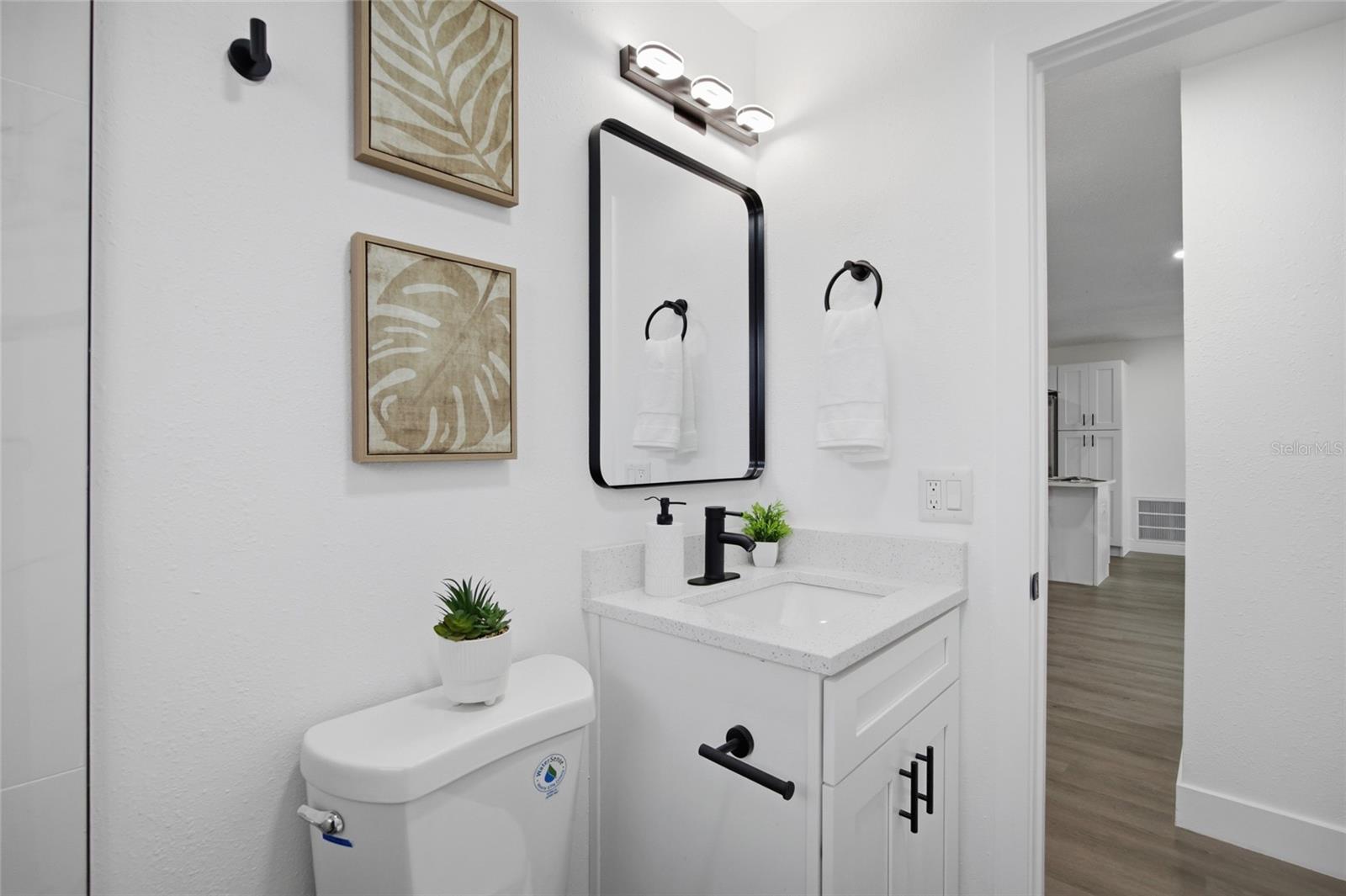 1811 Driftwood Cir S Property Photo 29