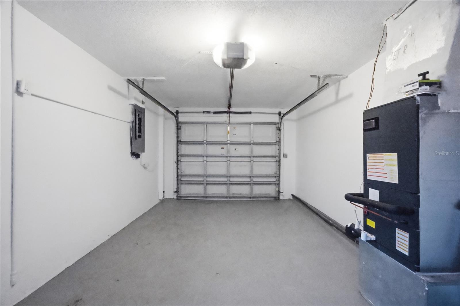 1811 Driftwood Cir S Property Photo 33