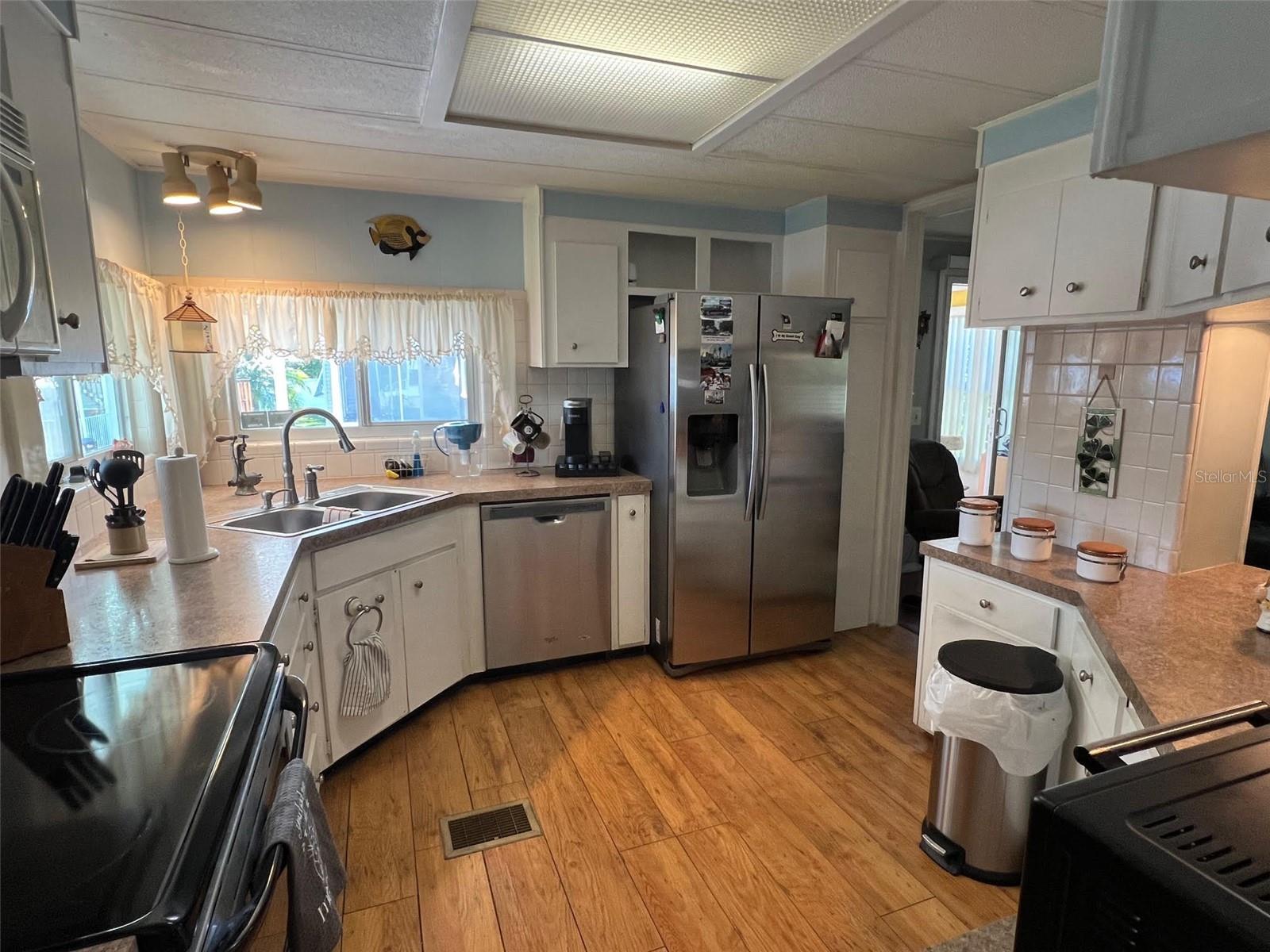 29250 Us Highway 19 N #135 Property Photo 12