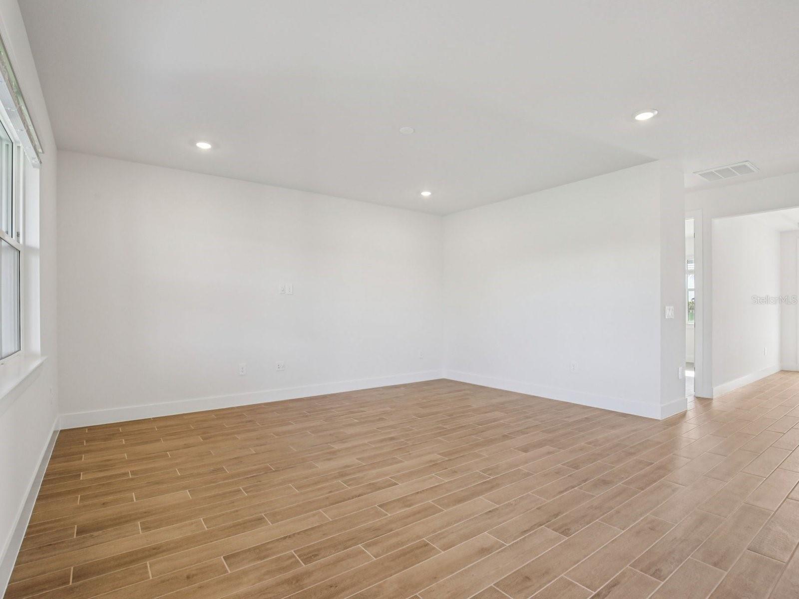 156 Shady Edge Loop Property Photo 2