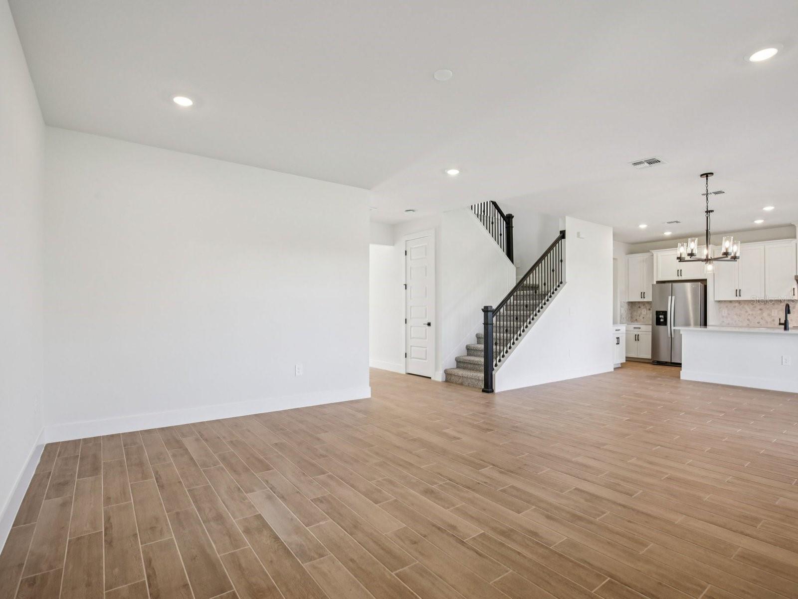 156 Shady Edge Loop Property Photo 3