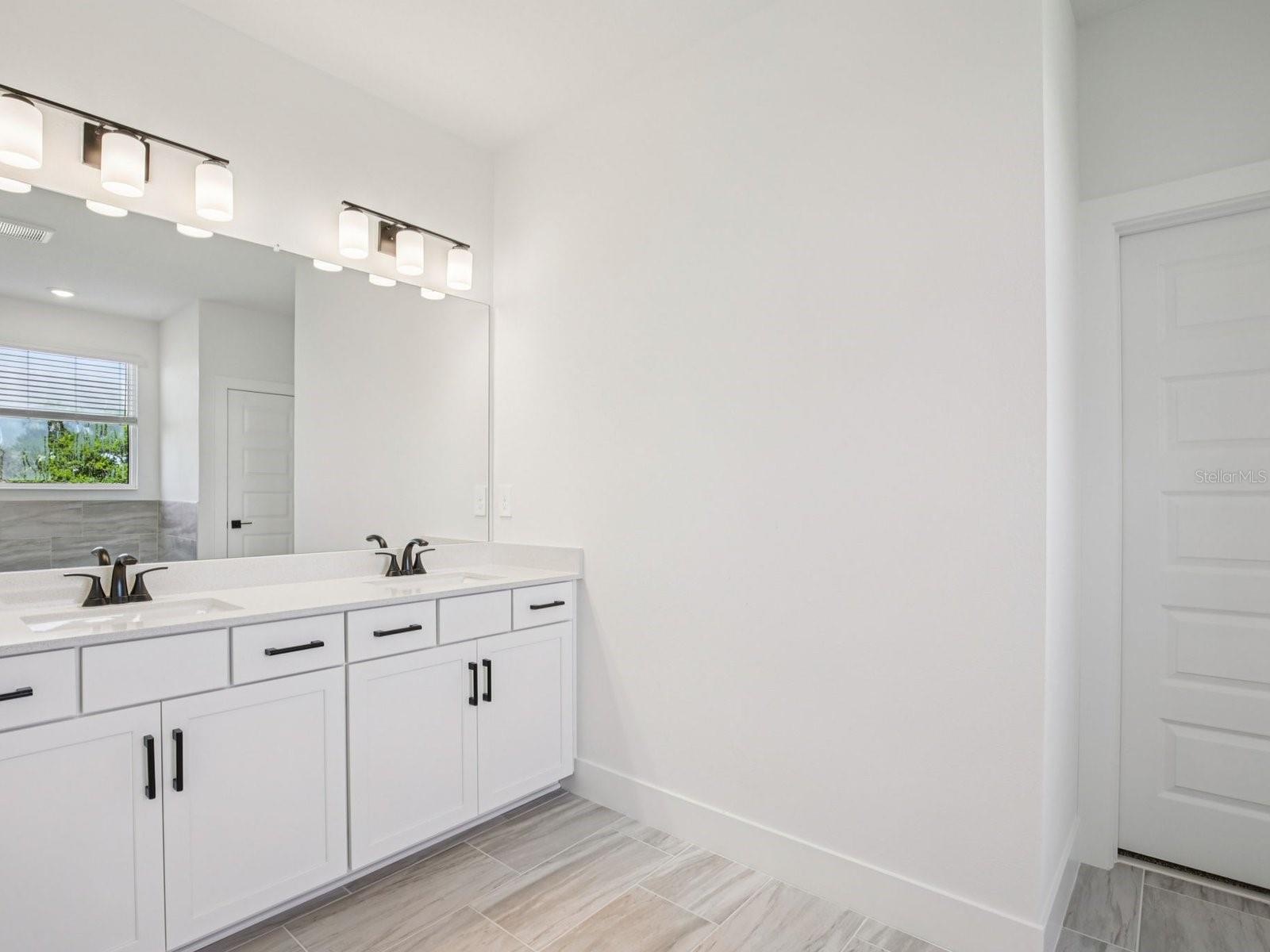 156 Shady Edge Loop Property Photo 14