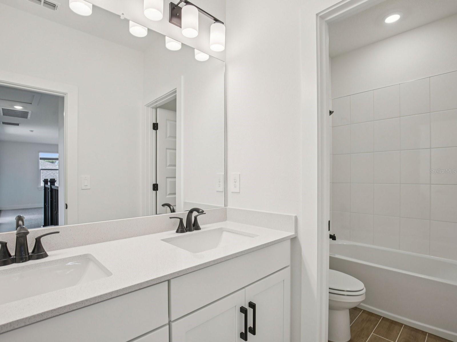156 Shady Edge Loop Property Photo 18