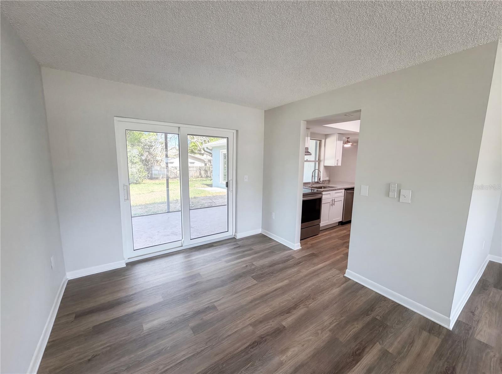 1512 Cascade Ct Property Photo 29